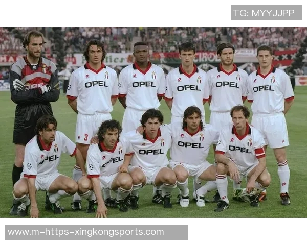 AC米兰在欧冠赛场的积分表现分析与历史回顾